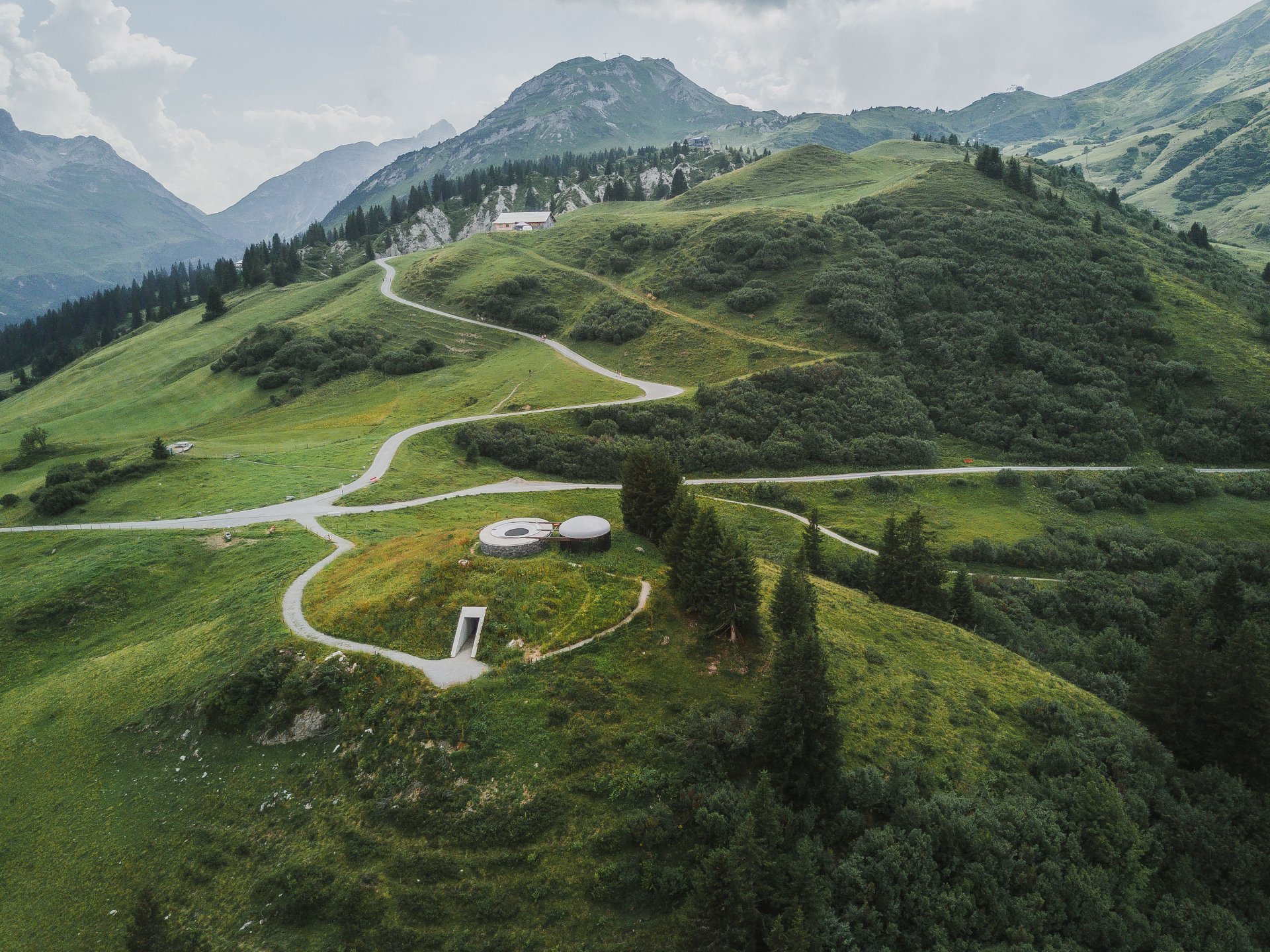 Skyspace Lech im Sommer